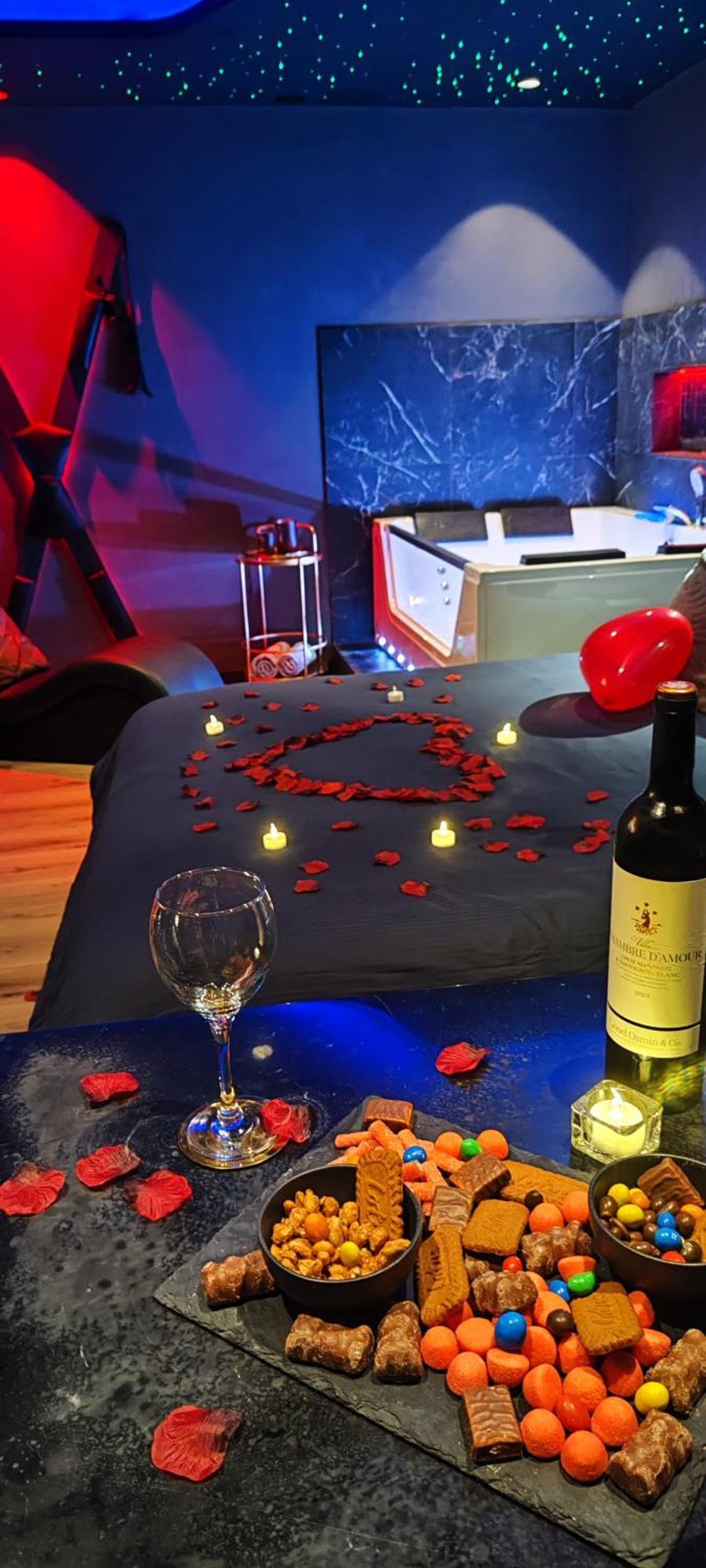 Loveroomxspa Bourg-Saint-Christophe 外观 照片