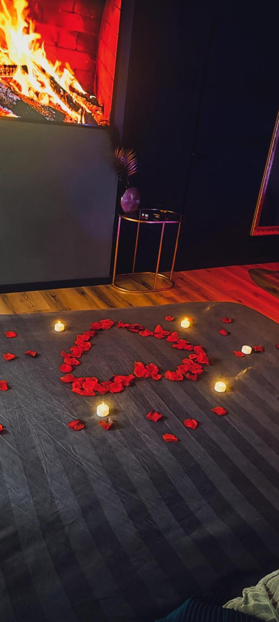 Loveroomxspa Bourg-Saint-Christophe 客房 照片