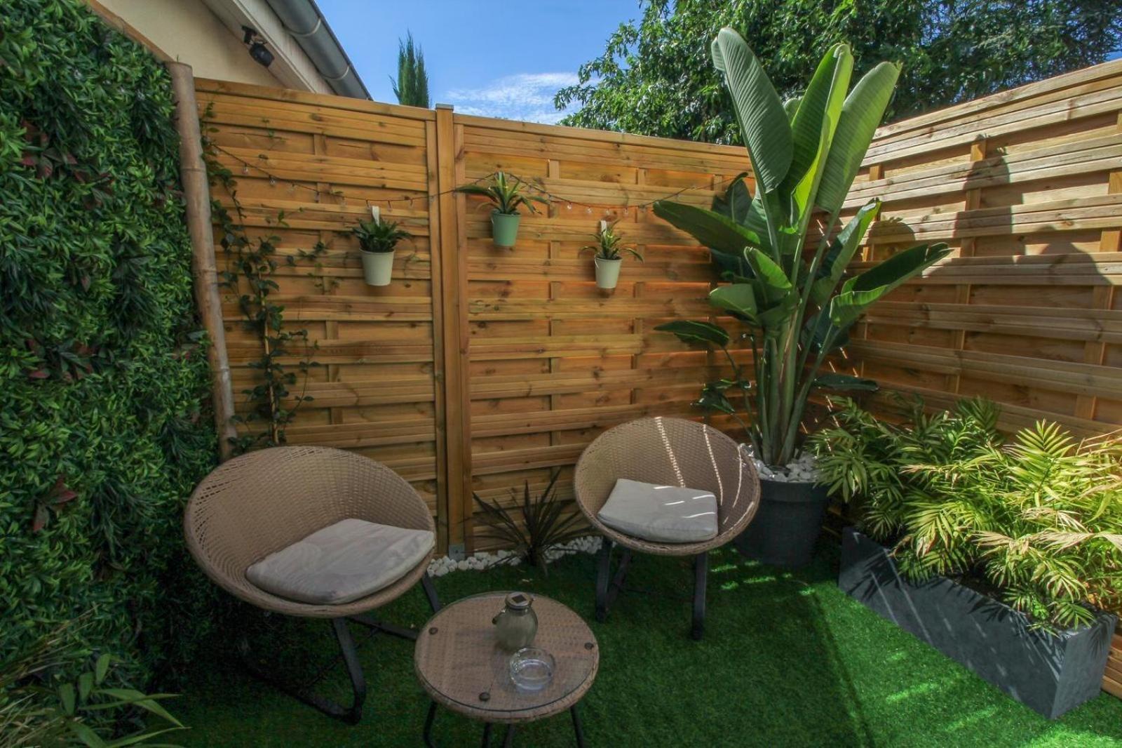 Loveroomxspa Bourg-Saint-Christophe 外观 照片